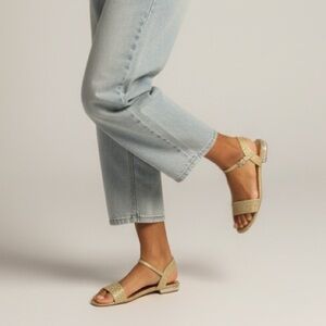 BADGLEY MISCHKA Gold Metallic Strappy Sandal- Crystal Heel - Womens Size 7 NWT